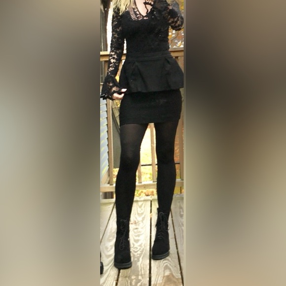 Charlotte Russe Black peplum mini skirt- Medium - Picture 4 of 9